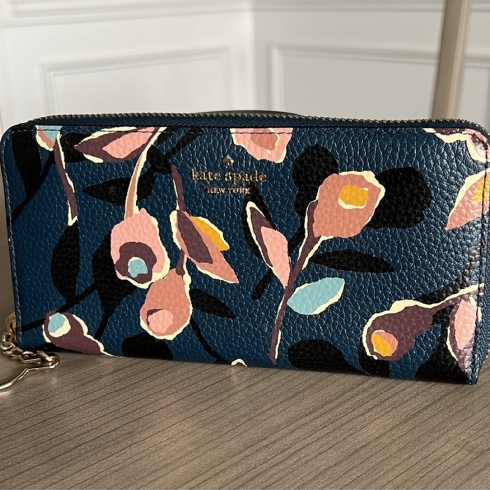 Kate Spade Briar Lane Paper Rose Neda Wallet